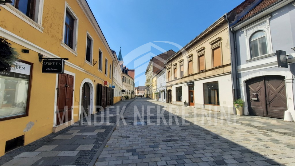 Commercial Property, 37 m2, For Sale, Varaždin - Centar